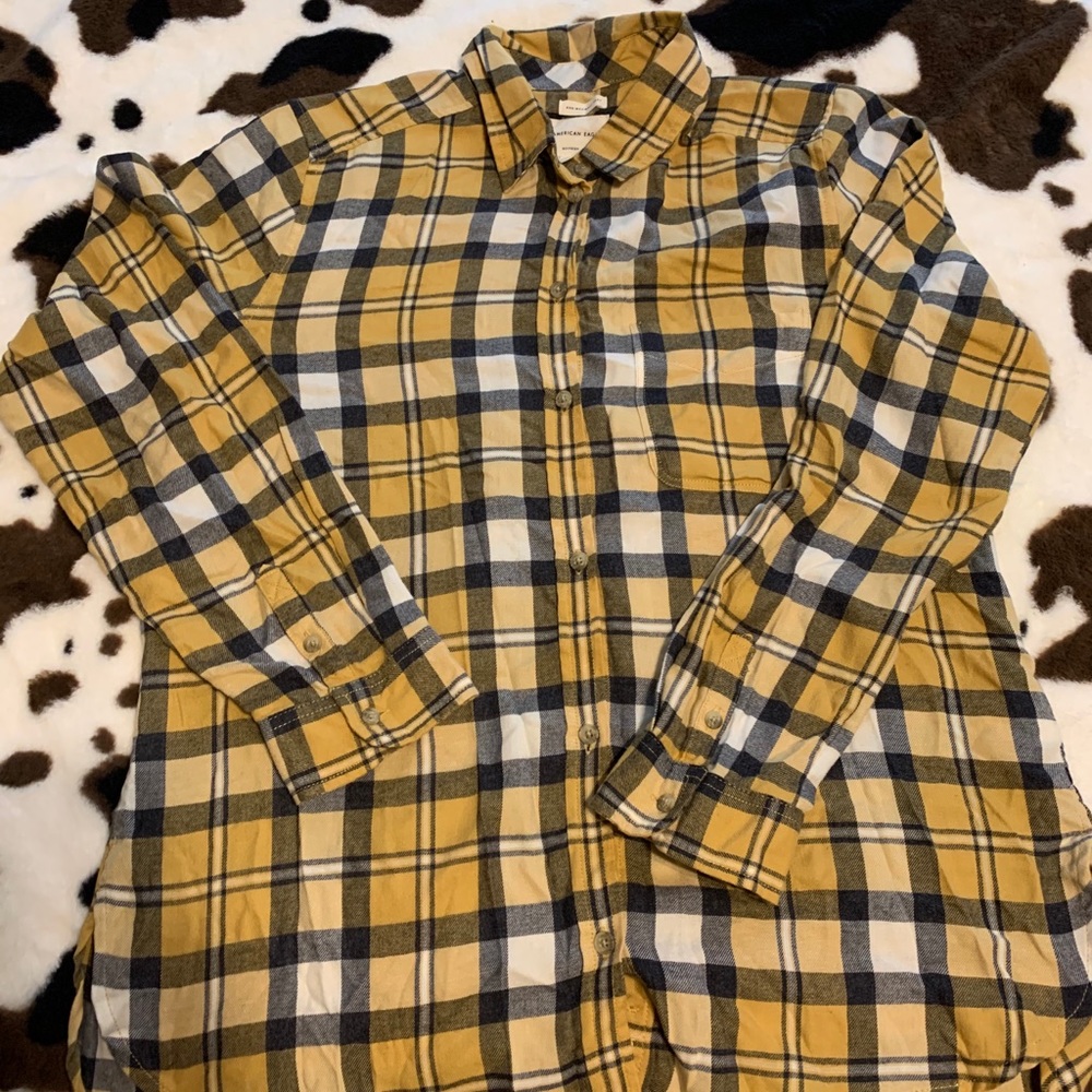 Women button down American eagle shirt